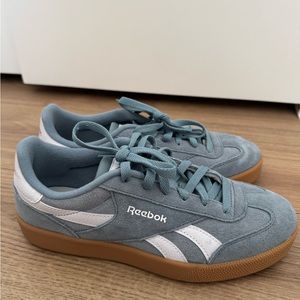 Reebok Blue Suede Smash Edge Sneakers